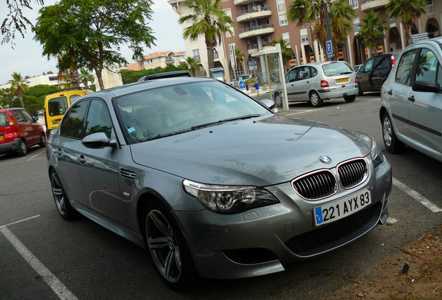 BMW M5 E60 2005