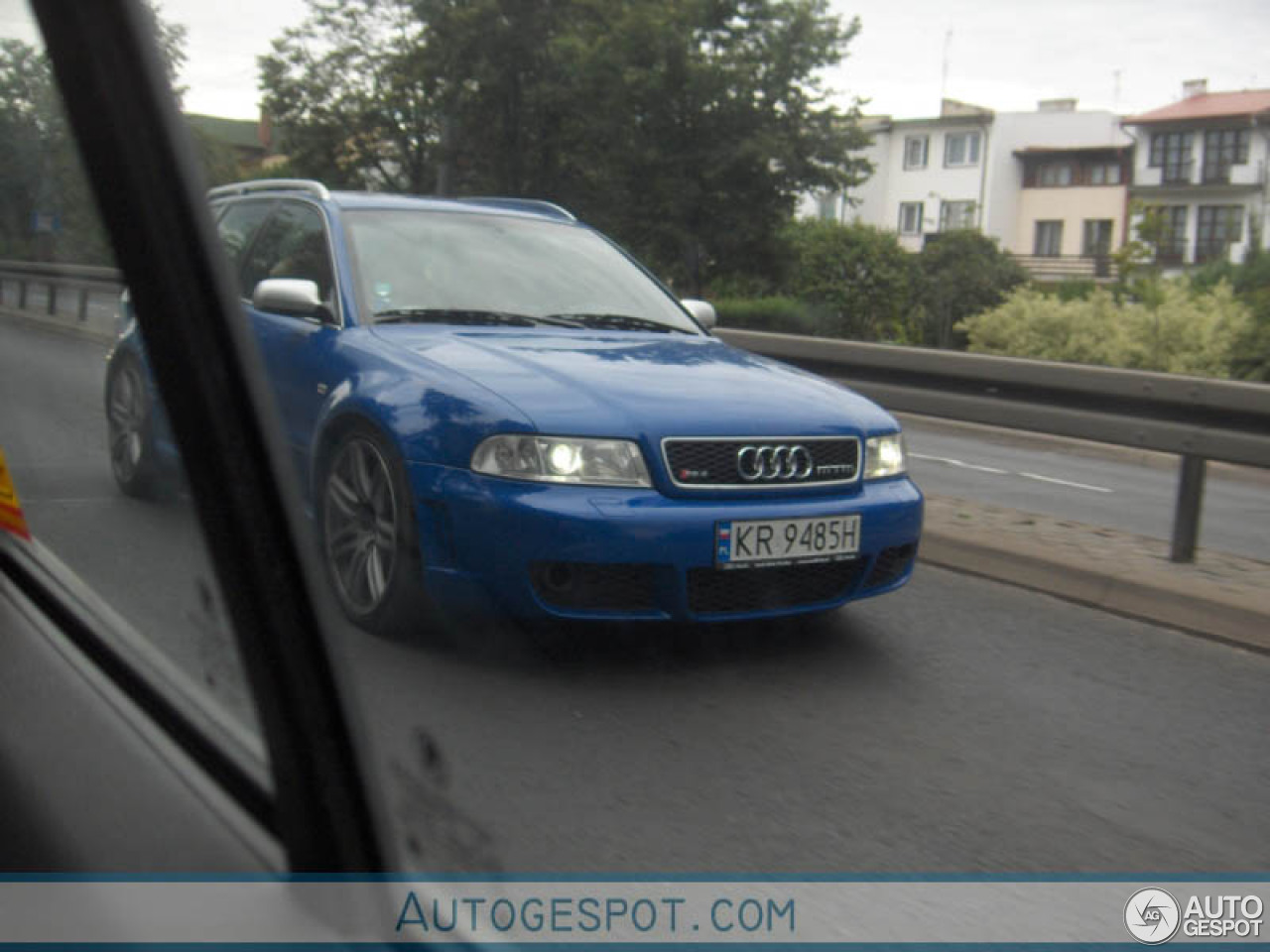 Audi RS4 Avant B5