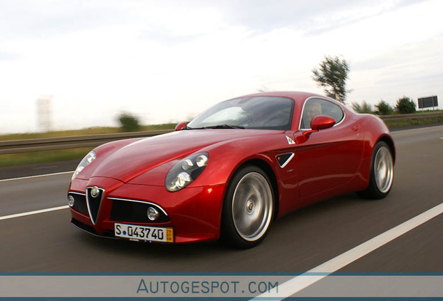 Alfa Romeo 8C Competizione