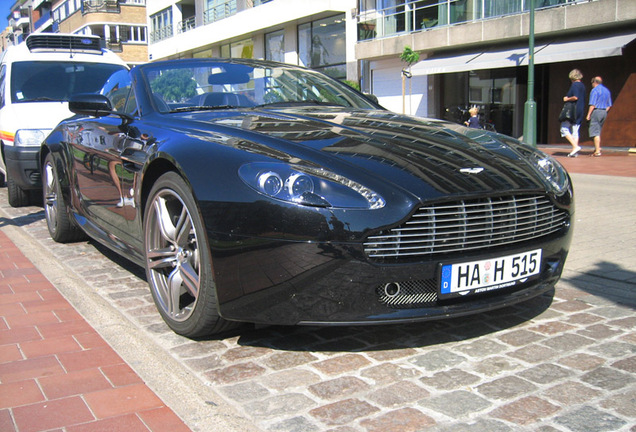 Aston Martin V8 Vantage N400 Roadster