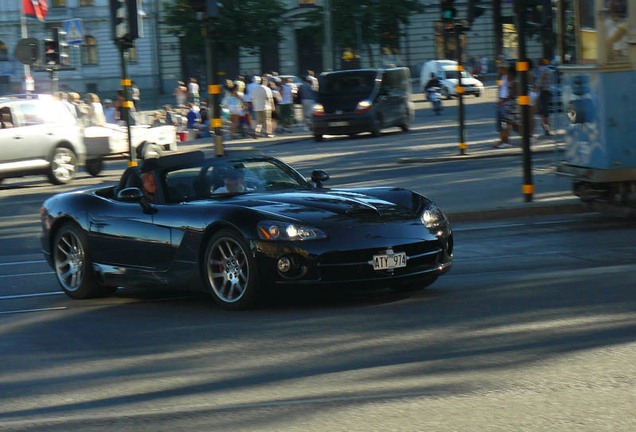 Dodge Viper SRT-10 Roadster 2003