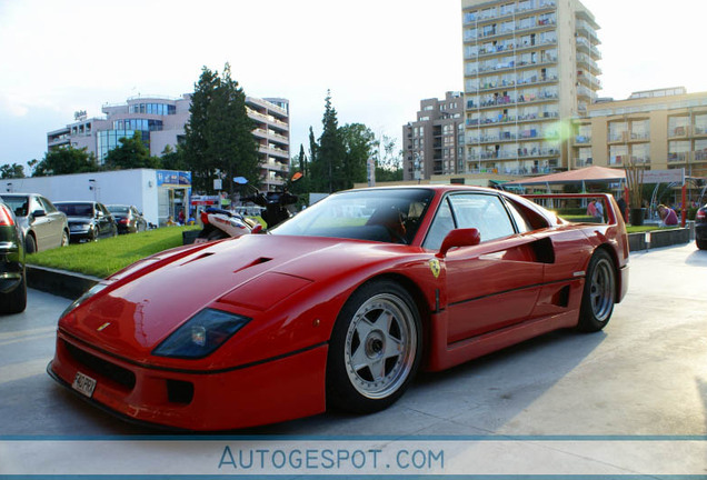 Ferrari F40