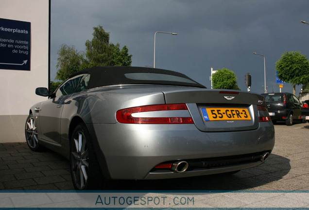 Aston Martin DB9 Volante