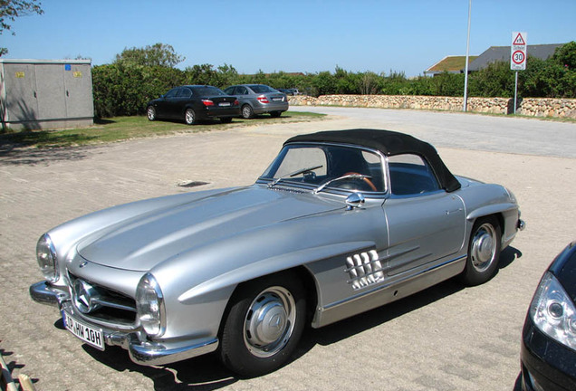 Mercedes-Benz 300SL Roadster