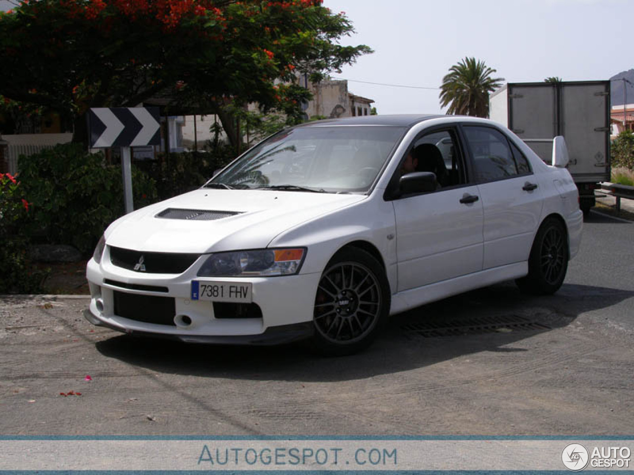 Mitsubishi Lancer Evolution IX MR FQ