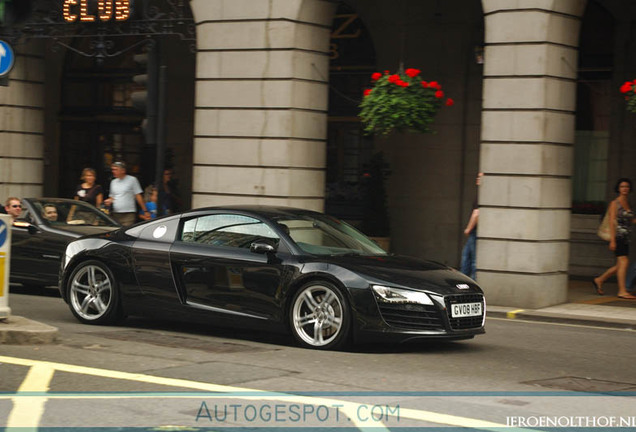 Audi R8