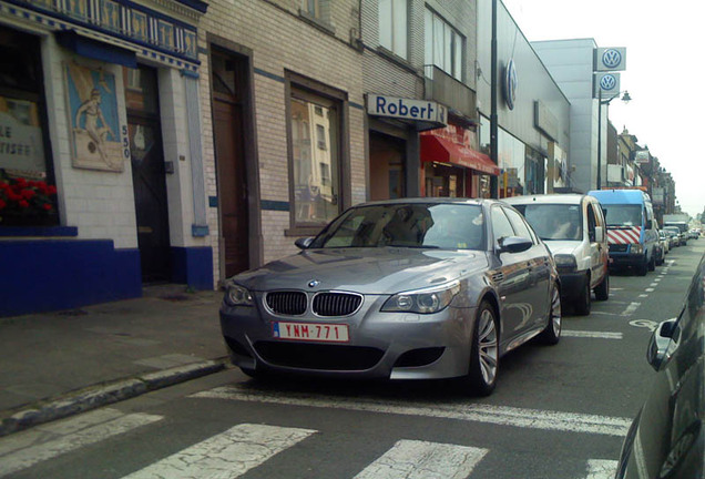 BMW M5 E60 2005