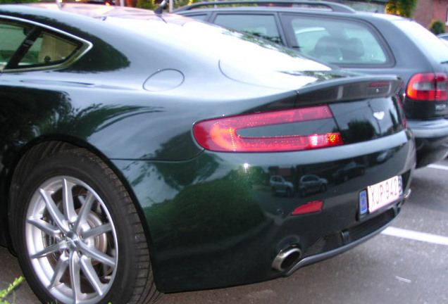 Aston Martin V8 Vantage