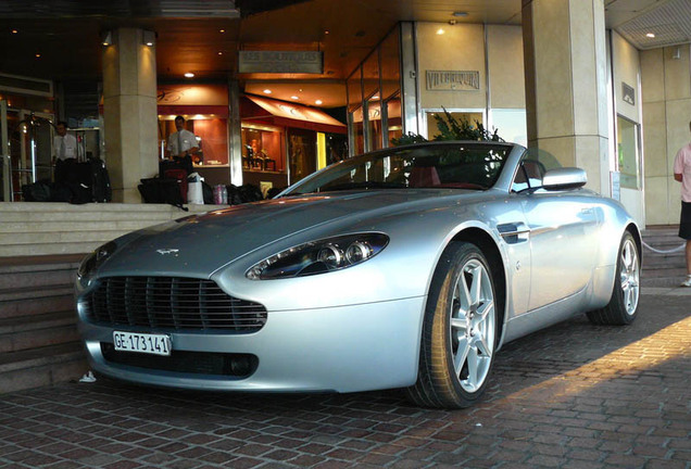 Aston Martin V8 Vantage Roadster