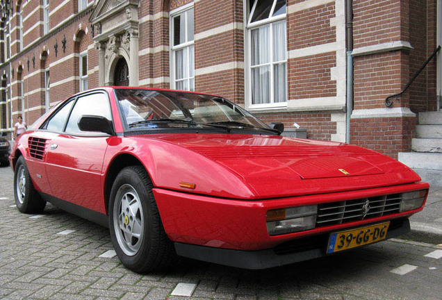 Ferrari Mondial 3.2