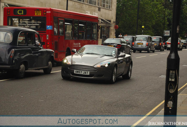 Aston Martin DB9 Volante