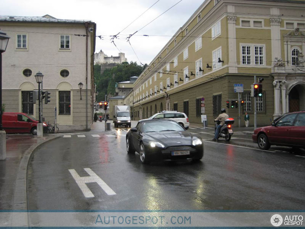 Aston Martin V8 Vantage Roadster