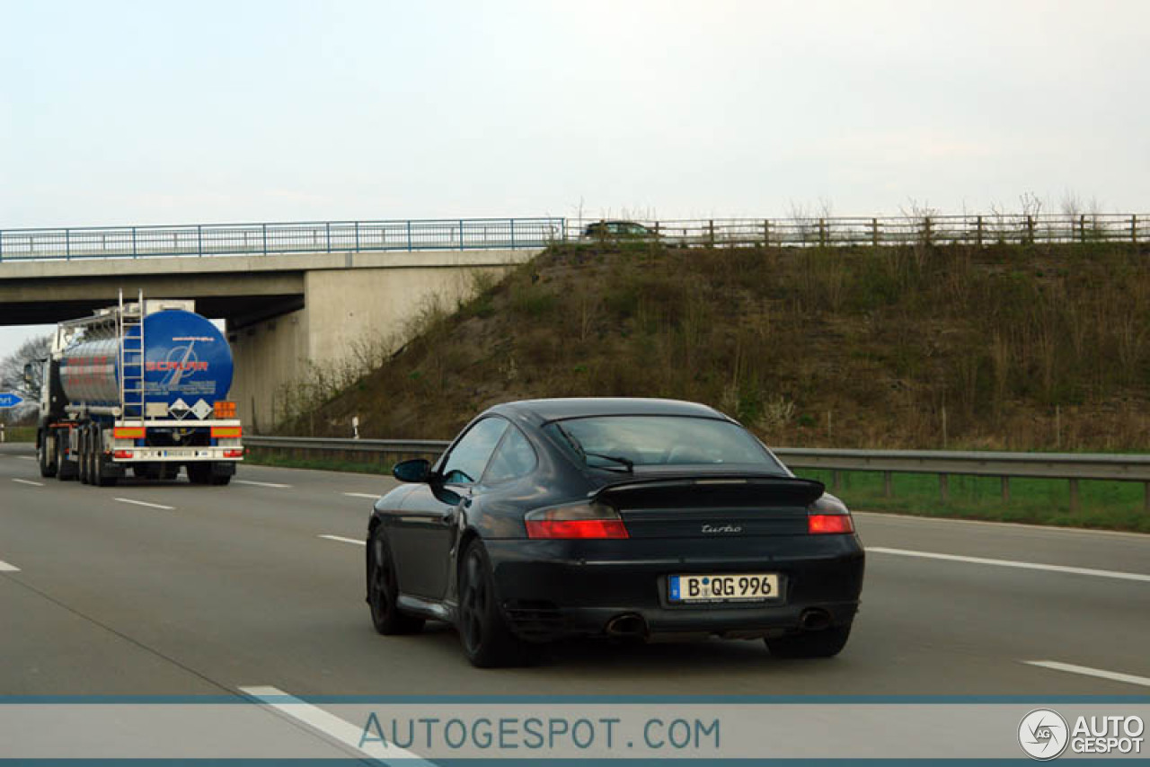 Porsche 996 Turbo