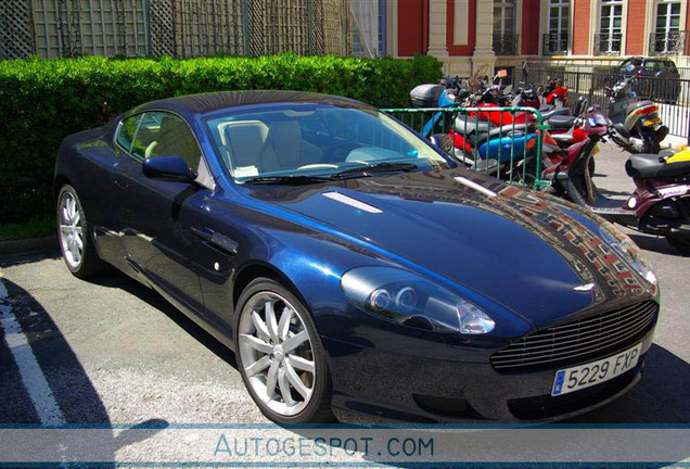 Aston Martin DB9