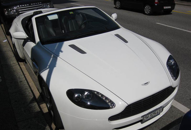 Aston Martin V8 Vantage Roadster