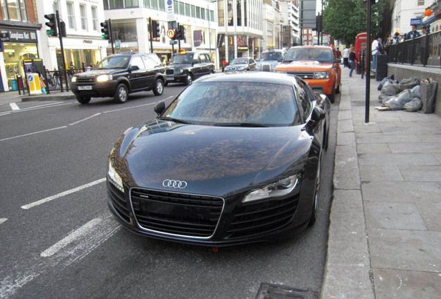 Audi R8