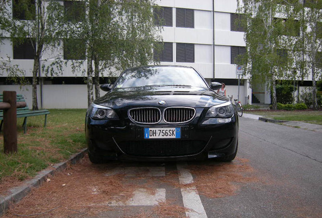 BMW M5 E60 2005