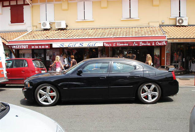 Dodge Charger SRT-8