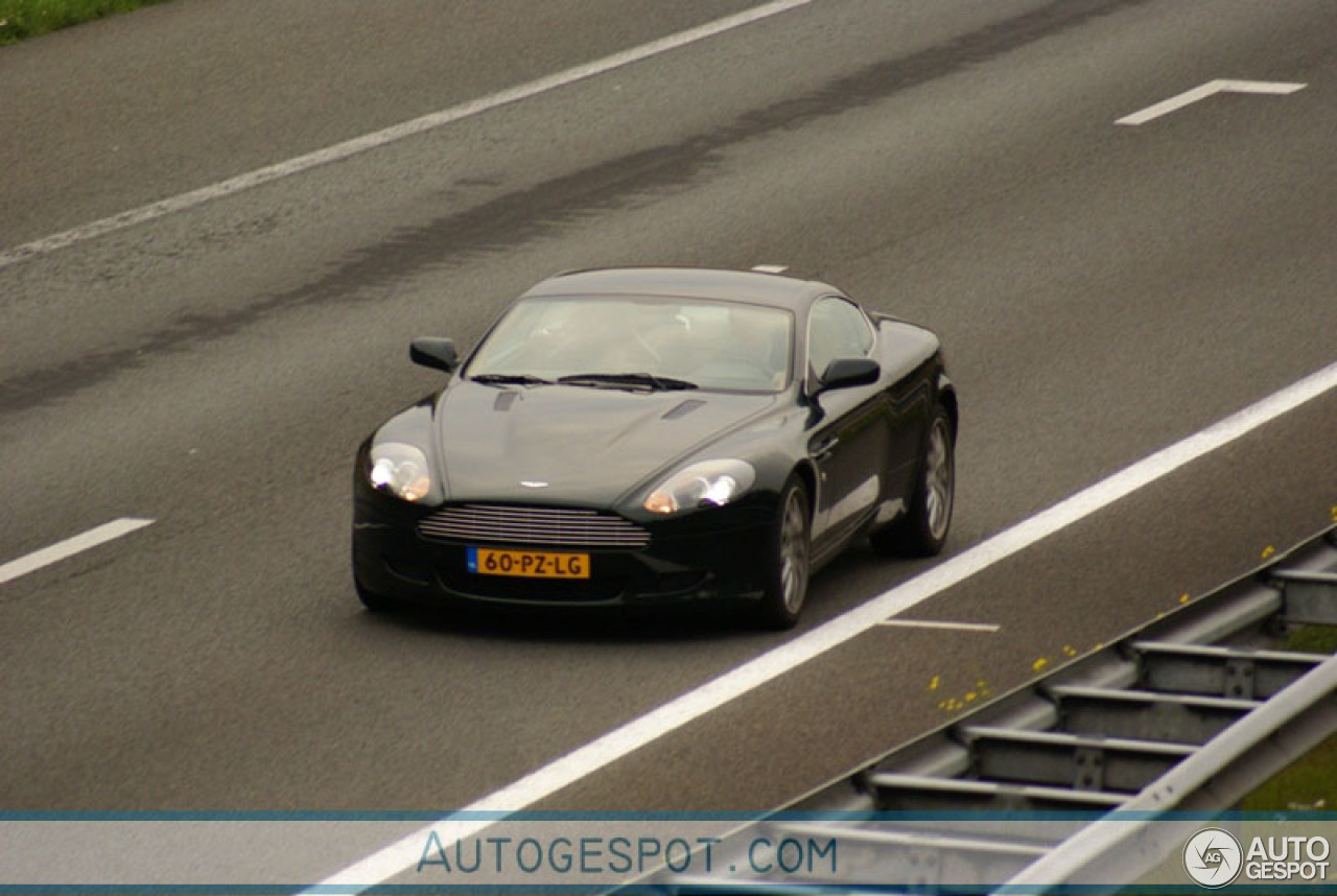 Aston Martin DB9