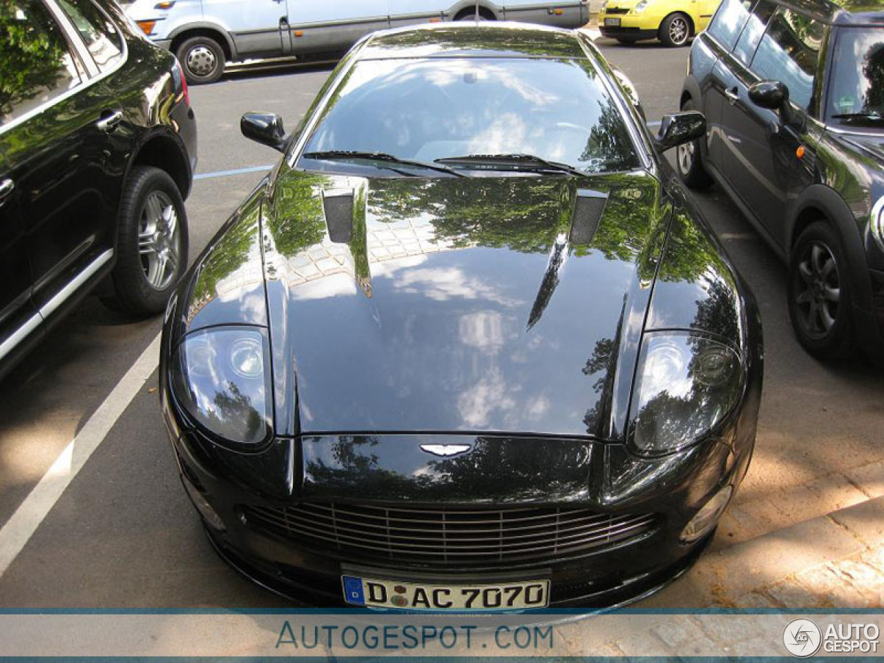 Aston Martin Vanquish S