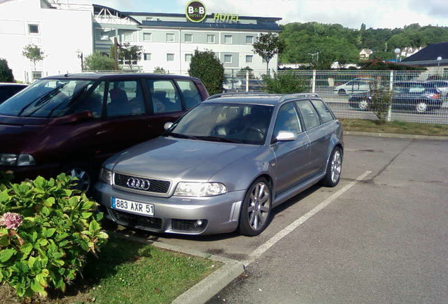 Audi RS4 Avant B5