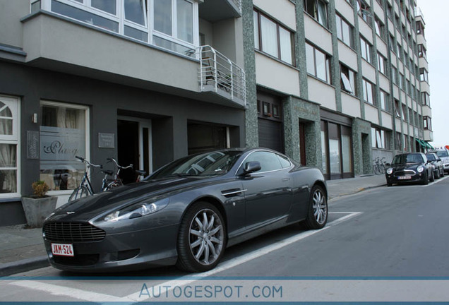 Aston Martin DB9