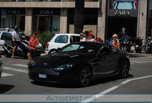 Aston Martin V8 Vantage N400