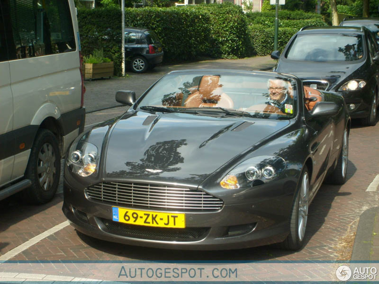 Aston Martin DB9 Volante