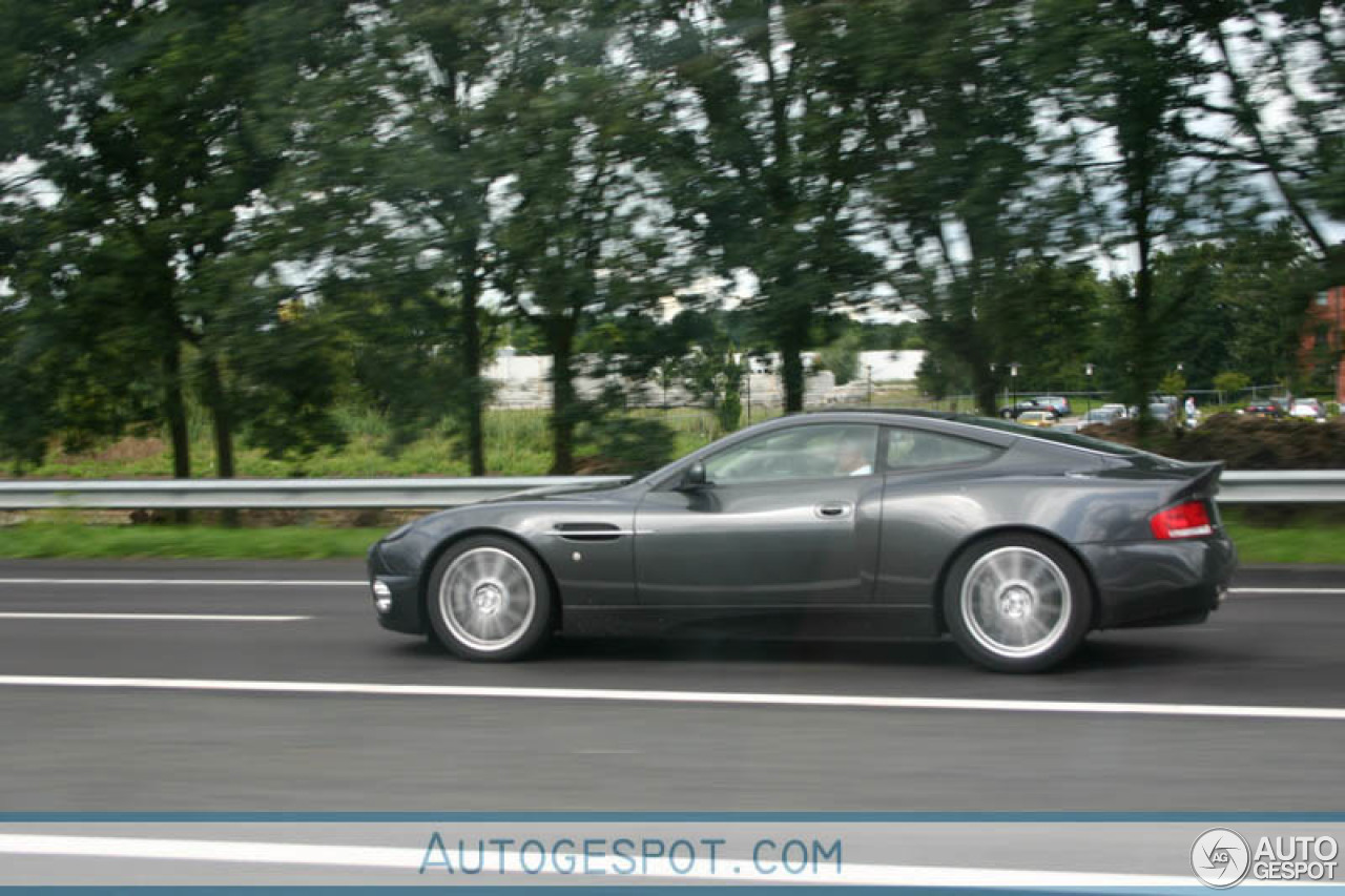 Aston Martin Vanquish S