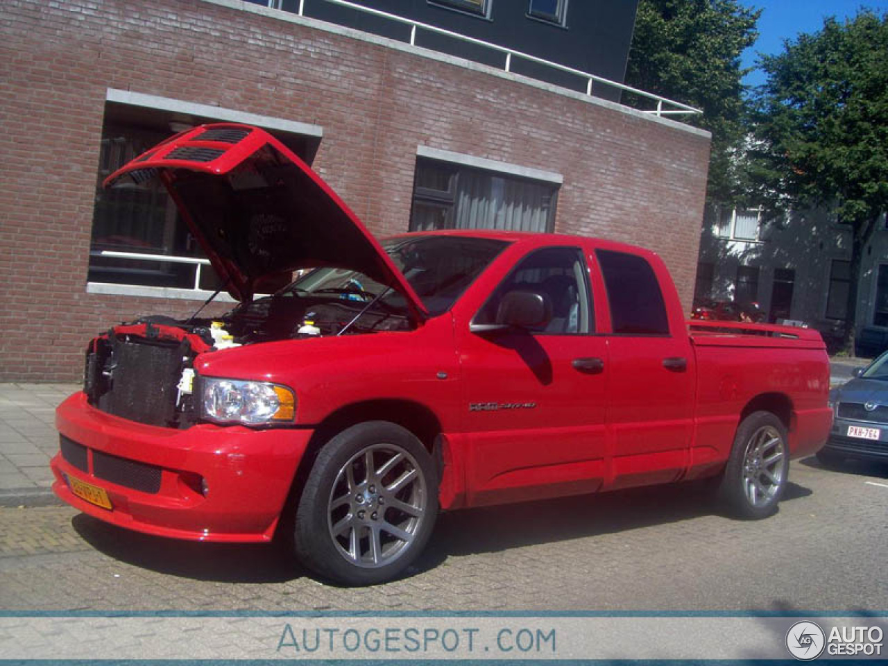 Dodge RAM SRT-10 Quad-Cab