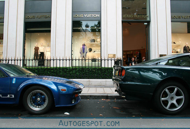Aston Martin V8 Coupe