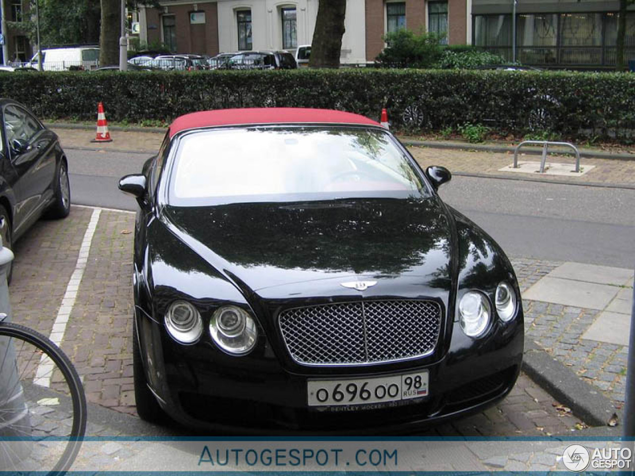 Bentley Continental GTC