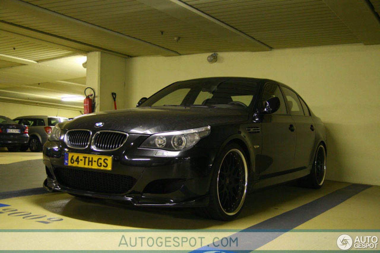 BMW M5 E60 2005