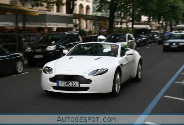 Aston Martin V8 Vantage Roadster