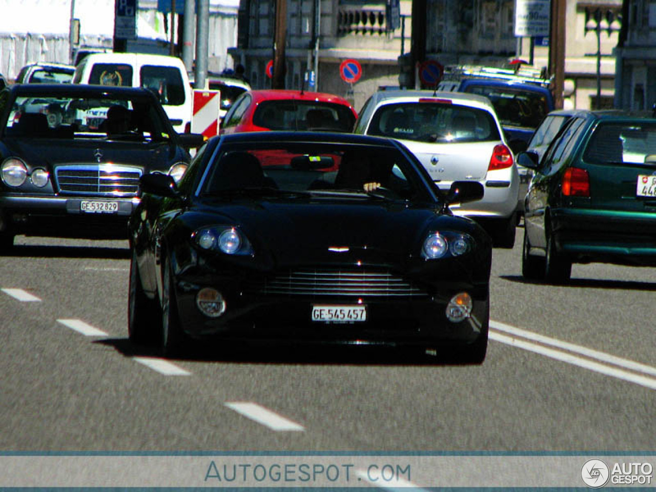 Aston Martin Vanquish S