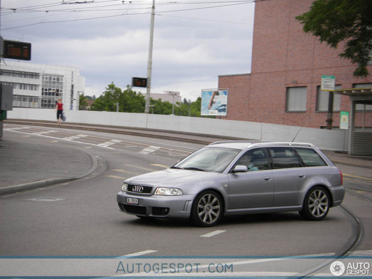 Audi RS4 Avant B5