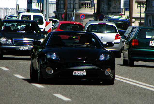 Aston Martin Vanquish S