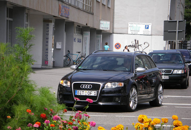 Audi RS4 Avant B7