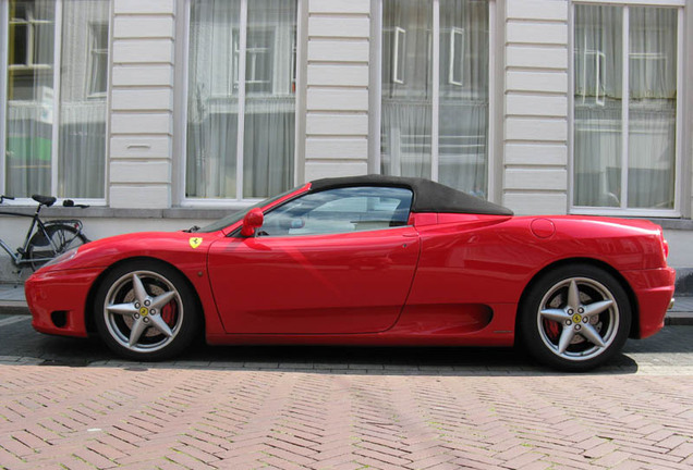 Ferrari 360 Spider