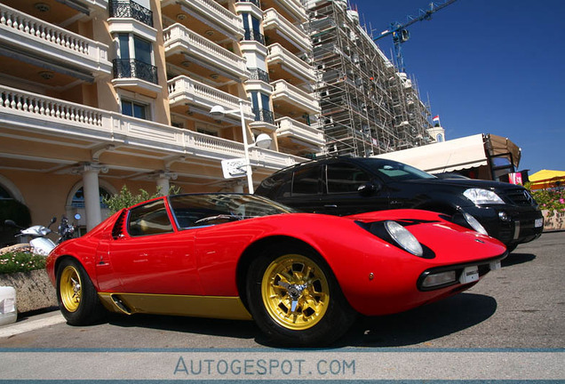 Lamborghini Miura P400 SV