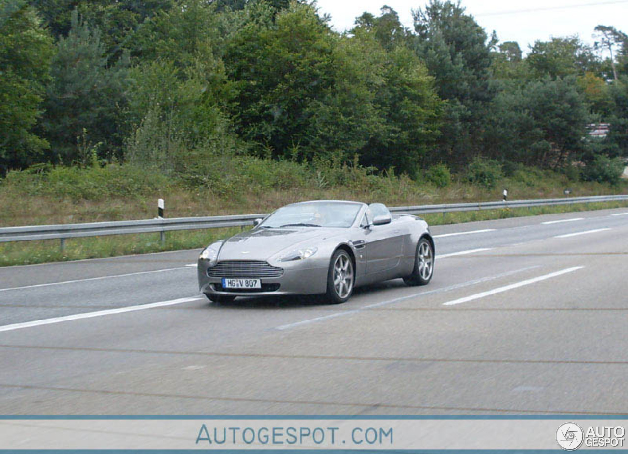 Aston Martin V8 Vantage Roadster