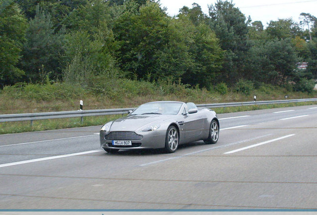 Aston Martin V8 Vantage Roadster