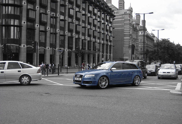 Audi RS4 Avant B7