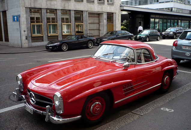 Mercedes-Benz 300SL Roadster