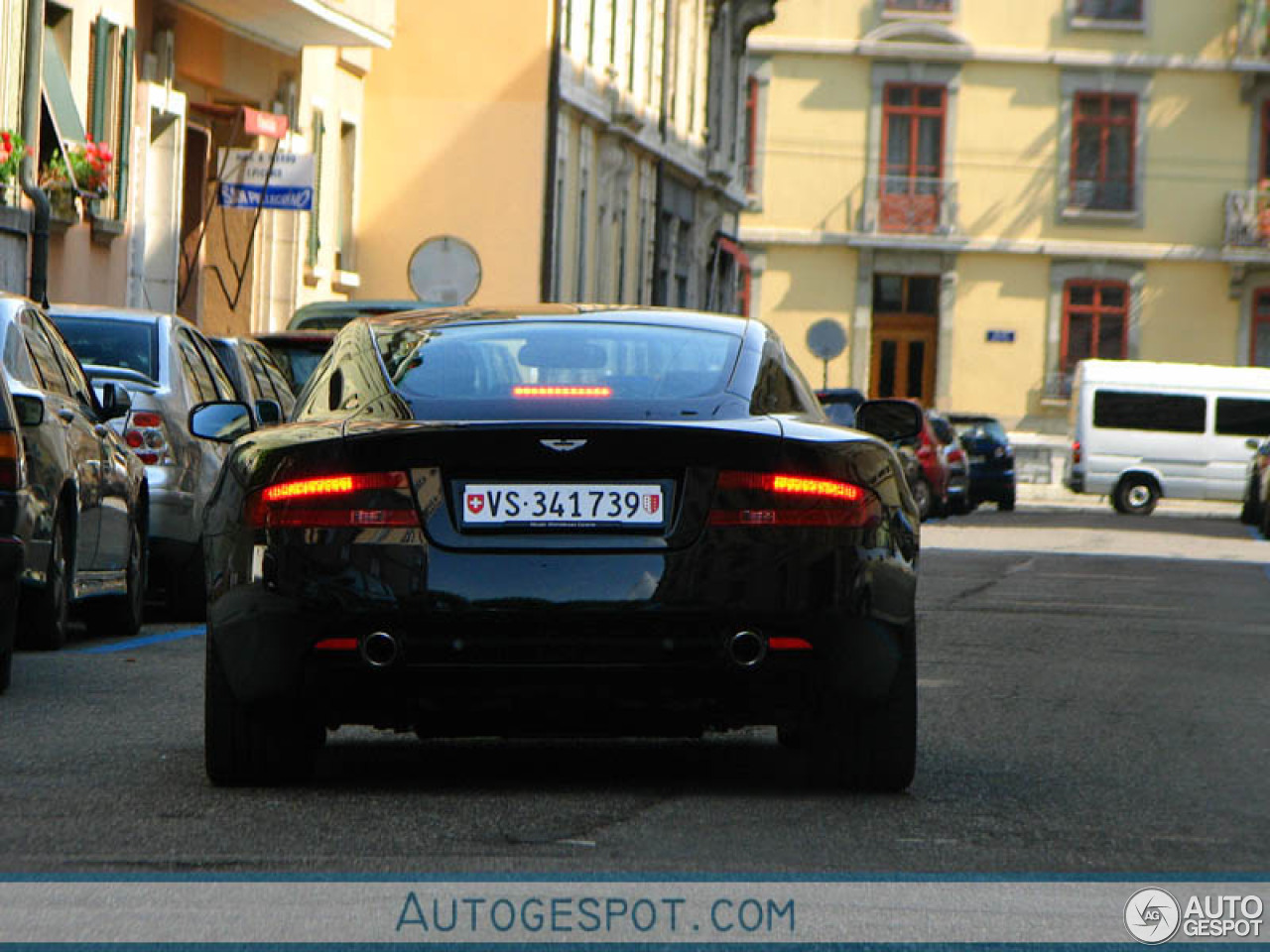 Aston Martin DB9