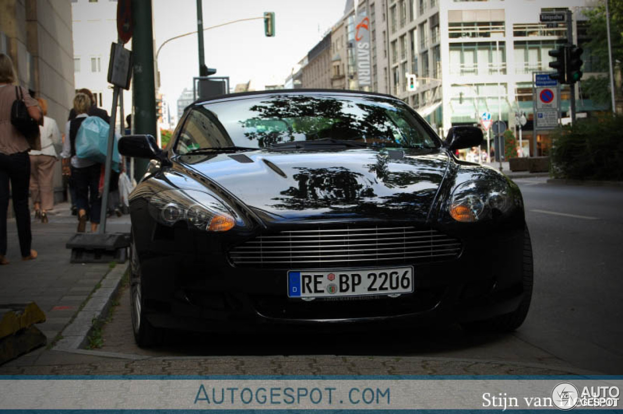 Aston Martin DB9 Volante