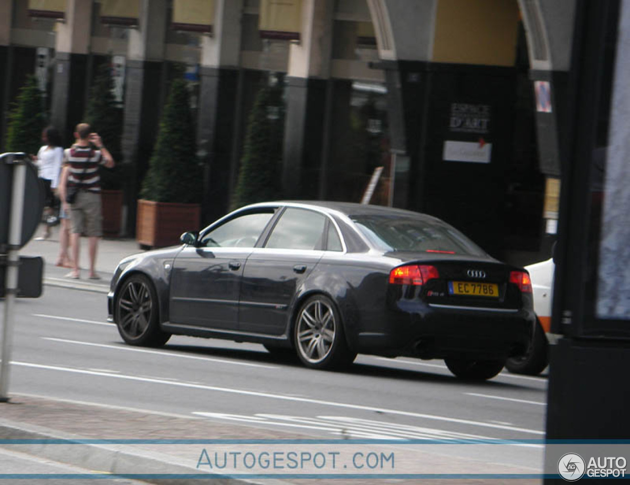 Audi RS4 Sedan