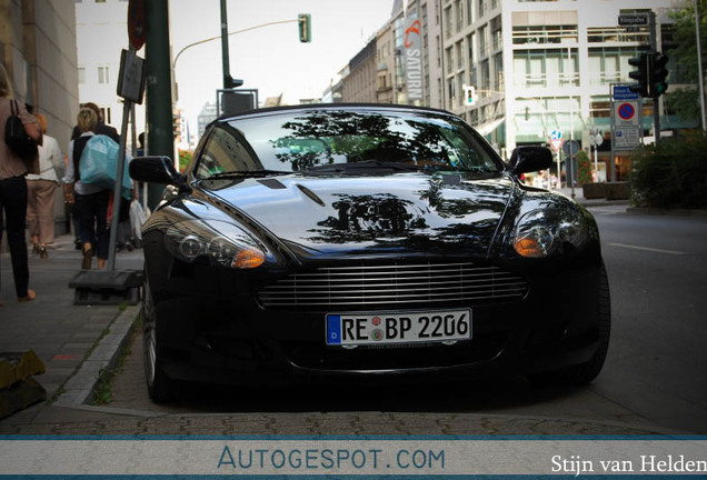 Aston Martin DB9 Volante