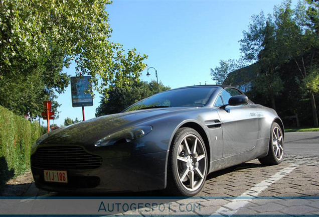 Aston Martin V8 Vantage Roadster