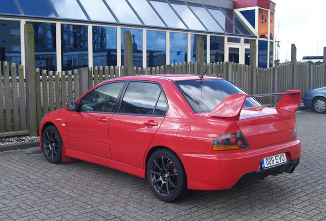 Mitsubishi Lancer Evolution IX